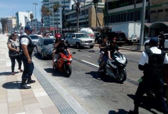 Buscan que motociclistas usen casco en Mazatlán