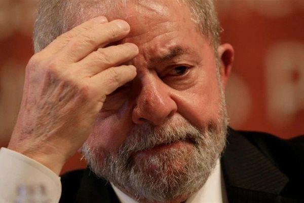 Juez de Brasil ordena detención de Lula da Silva