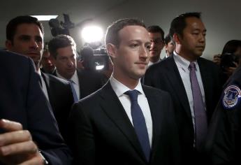 Zuckerberg asume responsabilidad total por errores de Facebook
