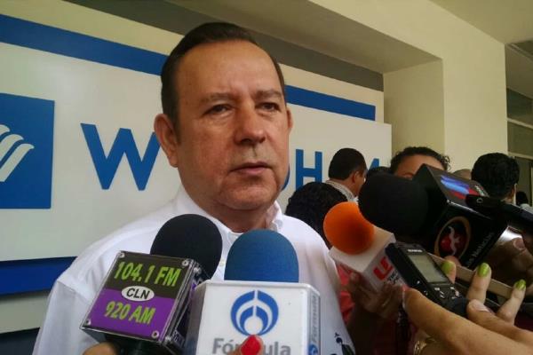 Seguro Aarón Irízar que aprobarán desaparición del fuero