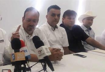 Panistas abandonan la militancia para incorporarse a Morena