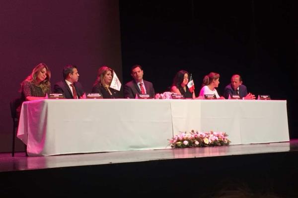 Inaugura AMMJE Mujeres trascendiendo en Los Mochis