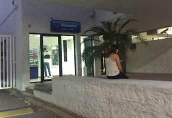 Asalta un banco hombre solitario y armado en Mazatlán