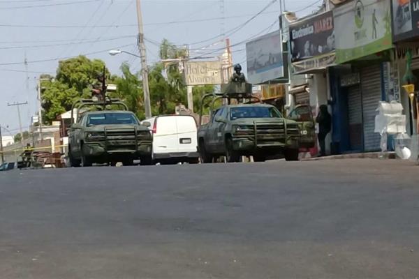 Se mantiene por tercer día operativo militar en El Mercadito