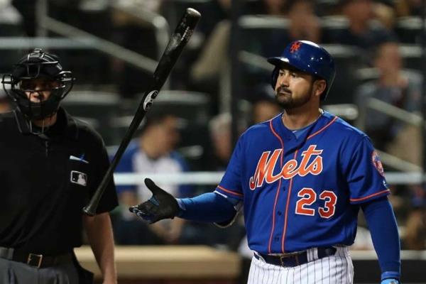 Adrián González es “liberado” por los Mets