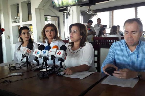 Llaman empresarios a repasar propuestas antes de votar