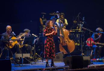 Natalia Lafourcade anuncia su retiro temporal de escenarios