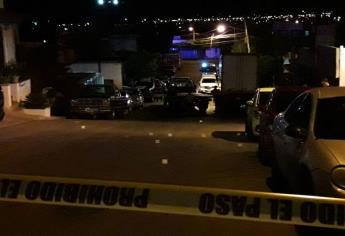 Atentan contra dos hermanos en Culiacán; uno de ellos muere