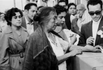 Conmemoran 63 años del voto de la mujer en México