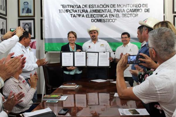 Entrega Sedesu estación de monitoreo de temperatura a El Fuerte