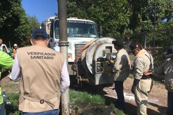 Autoridades atienden brote de aguas negras en Zapotillo