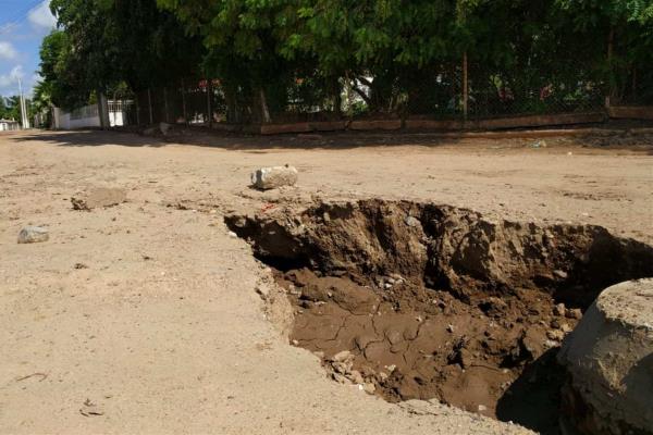 De nuevo aparecen zanjas por las lluvias en El Téroque, El Fuerte