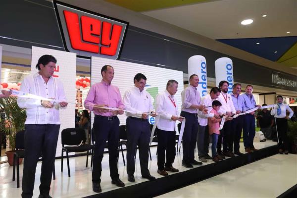 Abre sus puertas nueva plaza comercial Sendero en Culiacán