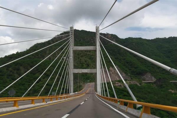 Circula con normalidad el tráfico sobre el puente El Carrizo