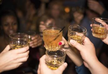 Jóvenes de escasos recursos, “abusadores” del alcohol