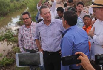 Se compromete Gobernador a construir pluvial en Las Mañanitas
