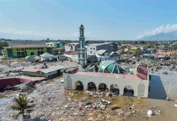 Sube a mil 203 cifra de muertos por sismo y tsunami en Indonesia