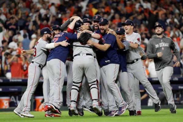 Boston elimina a Astros y regresa a una Serie Mundial