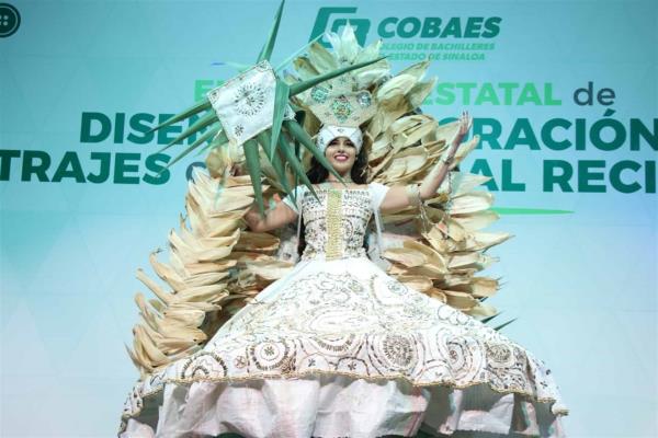 Cobaes  67, primer lugar en concurso de vestuarios