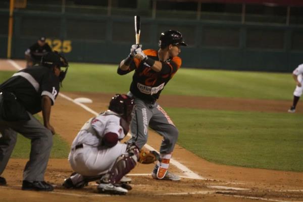 Naranjeros se impone en el primero ante Tomateros