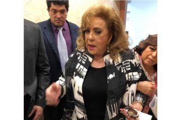 Silvia Pinal se ríe de supuesta enfermedad y rivalidad con Alejandra Guzmán
