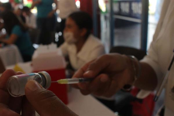 Vacunación, la mejor protección contra la neumonía
