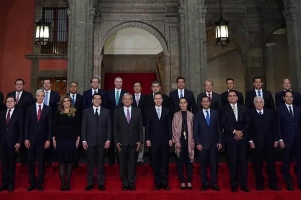 Asiste Quirino Ordaz a la LV Reunión de la Conago