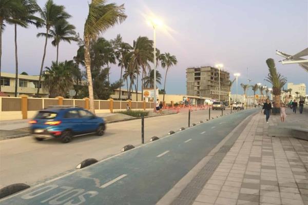 En Mazatlán hay anuncios sin permiso del Ayuntamiento