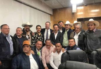 Quirino Ordaz Coppel y productores, reunidos en San Lázaro