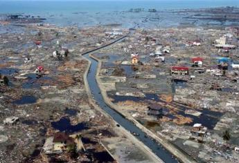 Suman ya 43 muertos y 584 heridos por tsunami en Indonesia