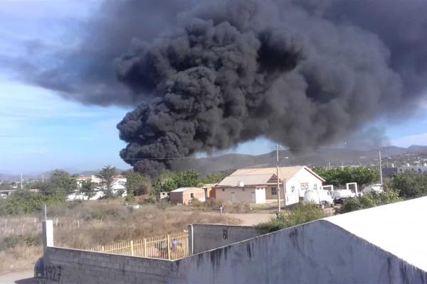 Explota supuesta bodega de huachicoleros