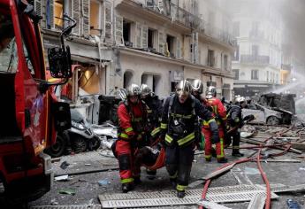 Dos muertos y 47 heridos por explosión en edificio en París