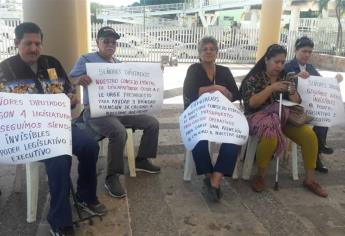 Discapacitados se instalan en huelga de hambre en el Congreso