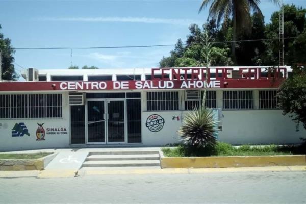 Liberan Centros de Salud; trabajadores laboran bajo protesta