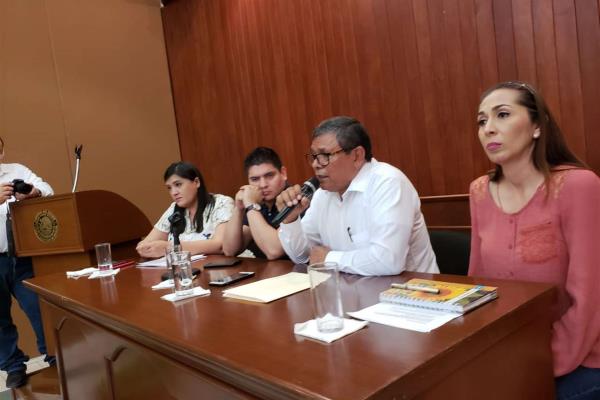 Este gobierno no va a dejar que se caiga nadie: Montes Salas