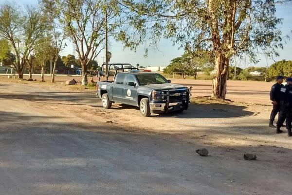 Hombres armados persiguen una sprinter con 19 pasajeros