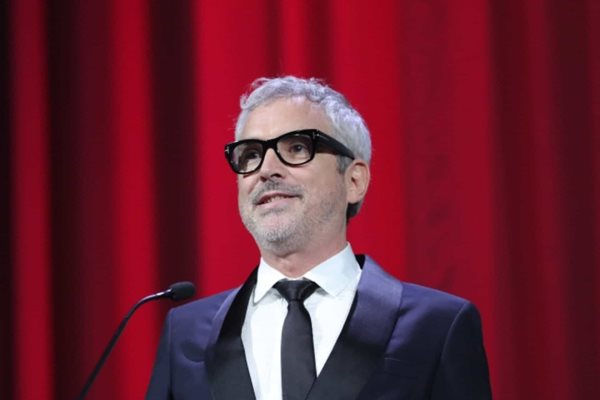 Cuarón mantiene supremacía mexicana, gana Óscar a Mejor Director