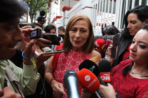 Peña y Calderón desatendieron tema de guarderías: Tatiana Clouthier