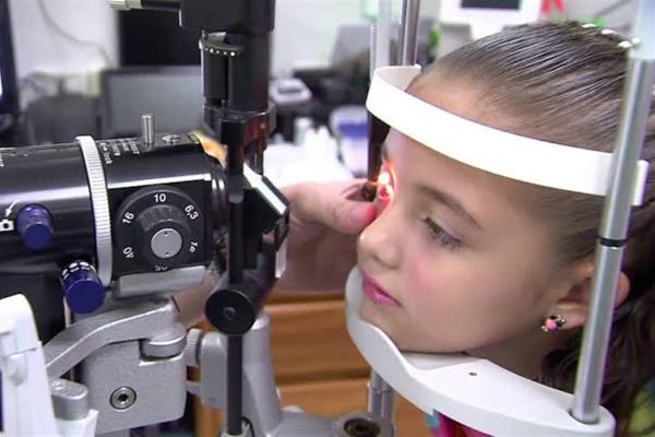 Grupo Coppel y Salud Digna donarán lentes a 12 mil niños mexicanos