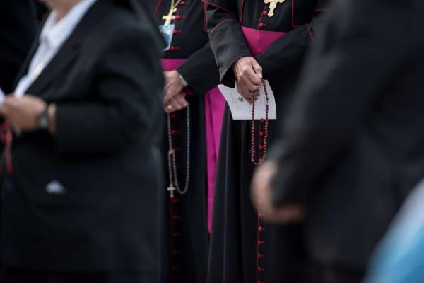 Divulgan lista de religiosos acusados de pederastia en Illinois