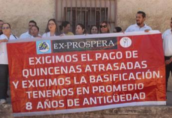 Se manifiestan extrabajadores de Prospera en exigencia de pagos