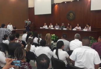 Claman apoyo extrabajadores de Prospera