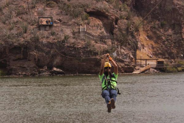 Garantizan seguridad en la tirolesa de El Maviri