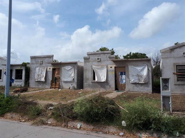 Invaden casas abandonadas en Urbi Villa del Rey en Los Mochis | Luz Noticias