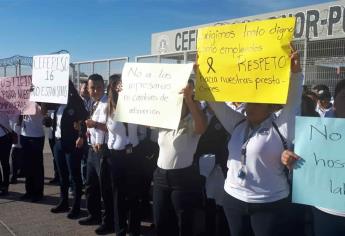 Protestan trabajadores del Cefereso No.8 de Guasave, exigen mayor seguridad