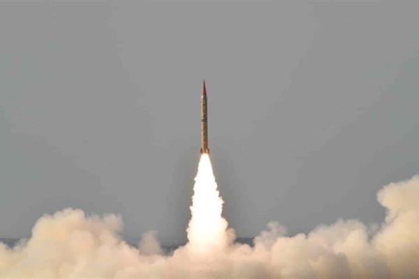 Pakistán lanza con éxito misil balístico con capacidad nuclear