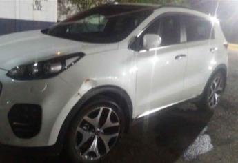 Recuperan vehículo robado en Culiacán