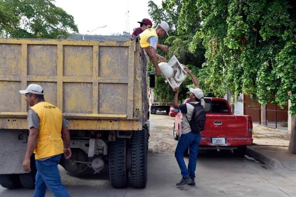Ahome, El Fuerte y Choix, se benefician con campañas de descacharrización