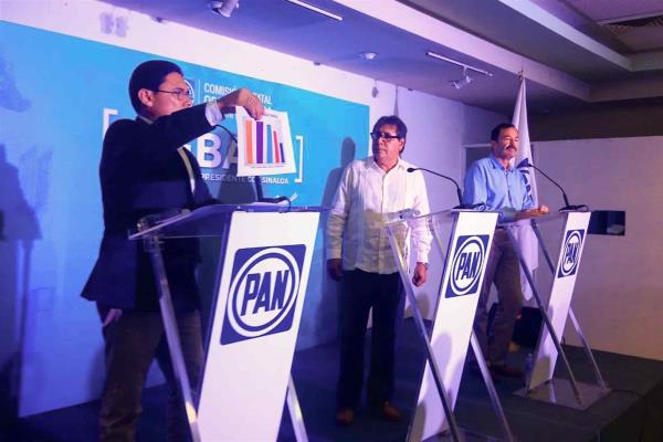 Debaten candidatos a la dirigencia del PAN en Sinaloa