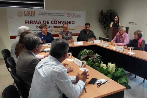 Estrechan lazos el Congreso del Estado y la UAdeO